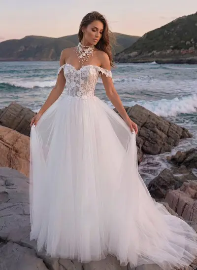 Boho Lace Princess Off-The-Shoulder Wedding Dresses With Tulle