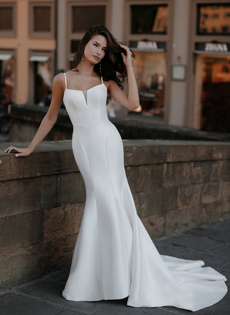 Simple Trumpet/Mermaid Wedding Dresses With Open Back 