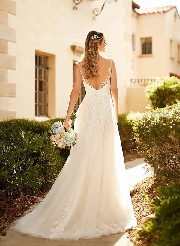 A-Line Tulle V-Neck Sleeveless Wedding Dress