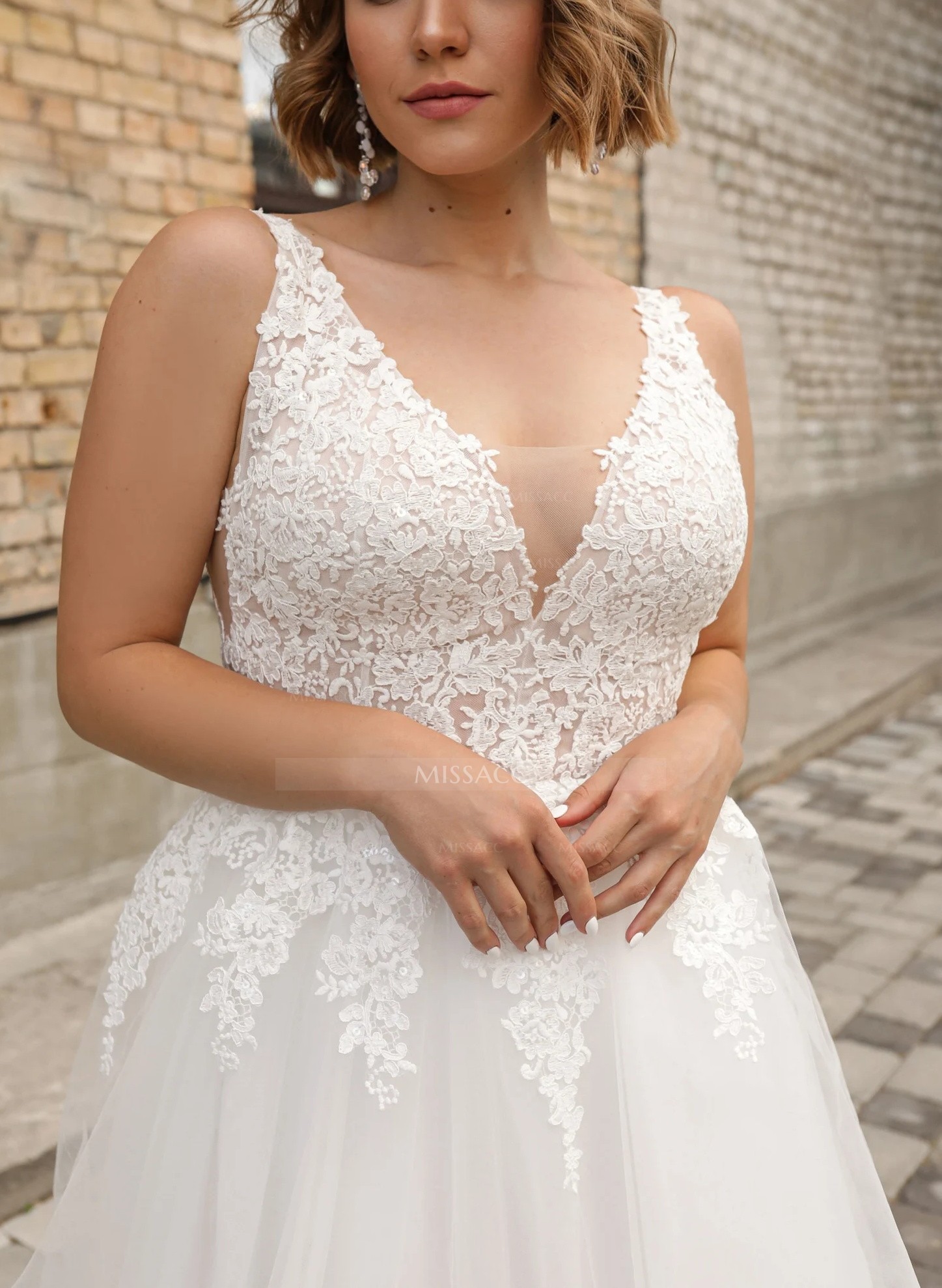 Plus Size Classic Lace Princess Wedding Dresses With Tulle