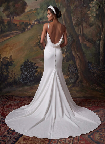 Sheath/Column Open Back V-Neck Sleeveless Court Train Wedding Dresses