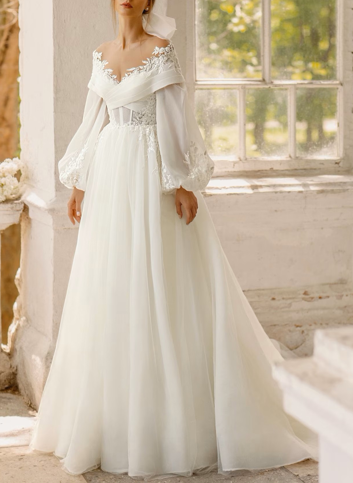 Lace Long Sleeves Illusion Neck Wedding Dresses - Missacc