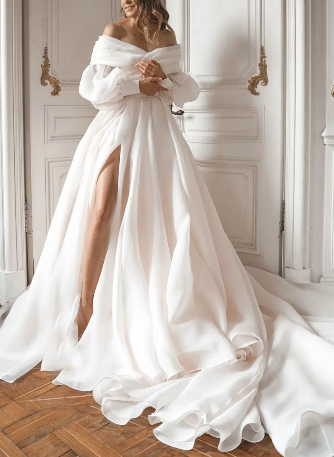 Romantic Long Sleeves Off-The-Shoulder Wedding Dresses