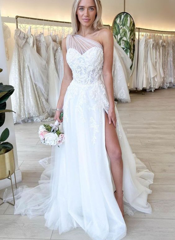 Boho One-Shoulder Lace/Tulle Wedding Dresses With Sequins