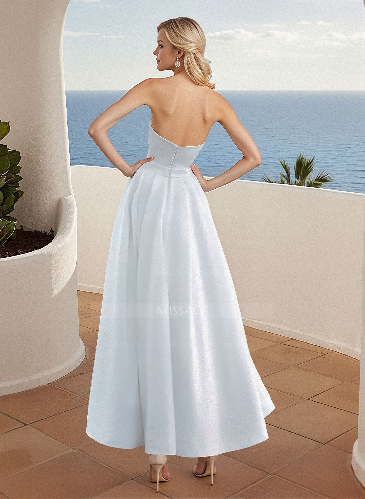 Minimalist Strapless Wedding Dresses With Satin Pockets