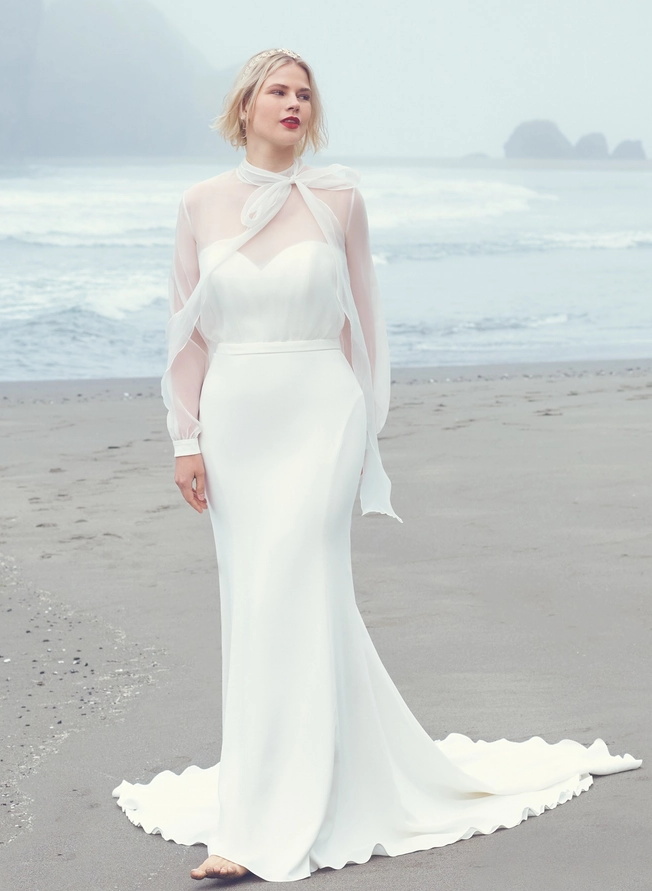 Beach Sheer Long Sleeves Wedding Dresses With Chiffon