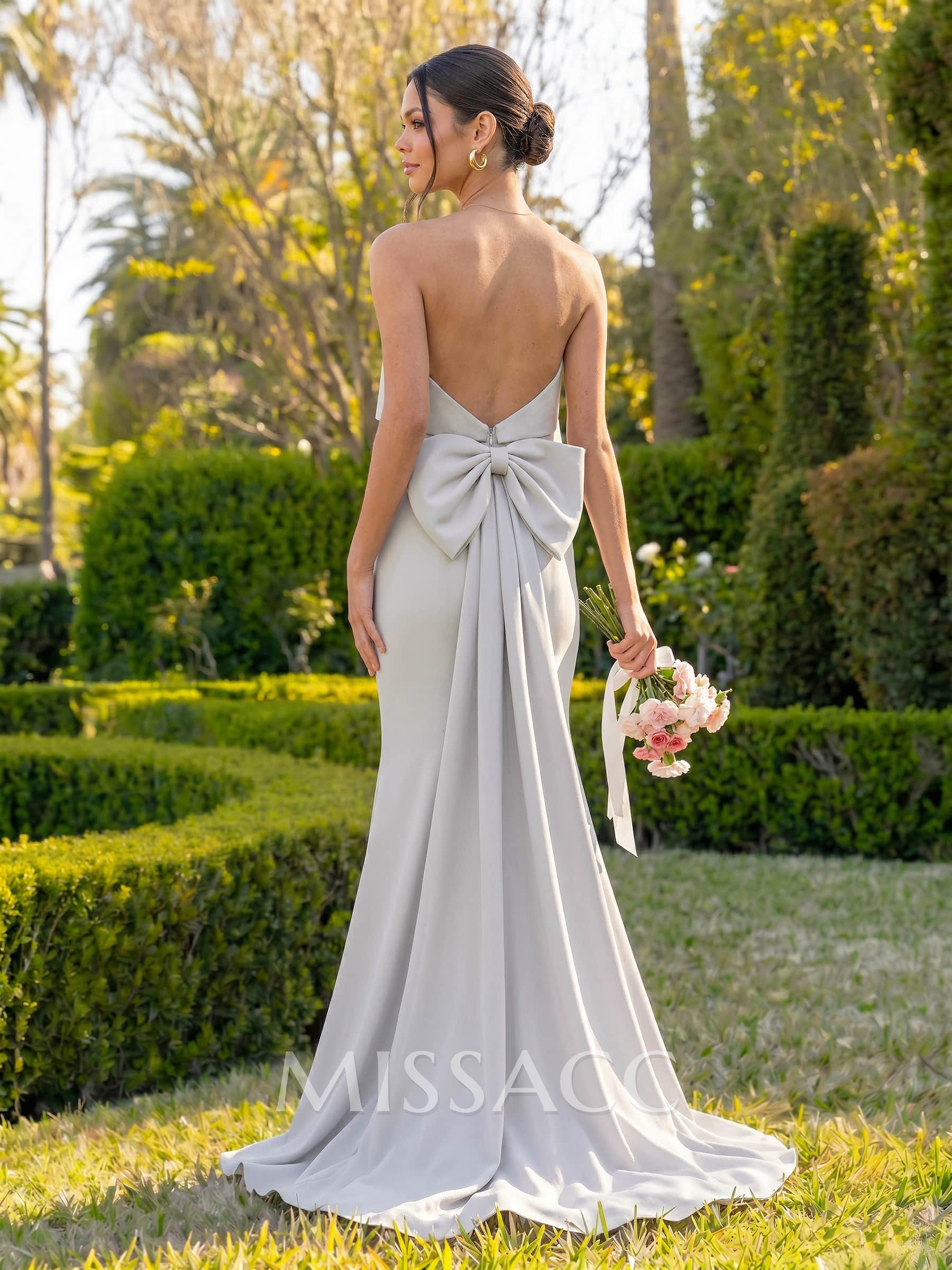 Open Back Strapless Sheath/Column Bridesmaid Dresses With Bow Open Back Strapless Sheath/Column Bridesmaid Dresses With Bow