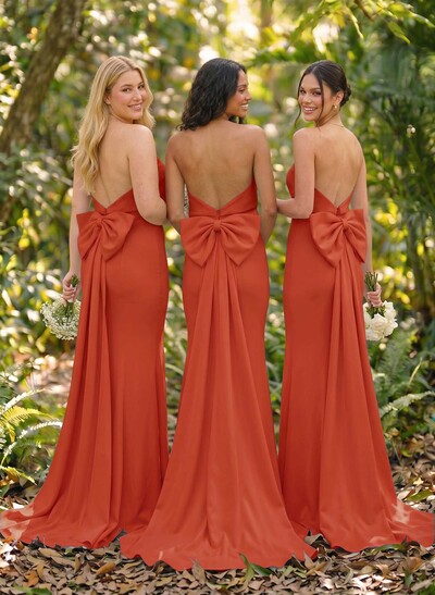 Open Back Strapless Sheath/Column Bridesmaid Dresses With Bow