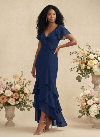 Sheath/Column V-Neck Short Sleeves Chiffon Bridesmaid Dresses With Ruffle