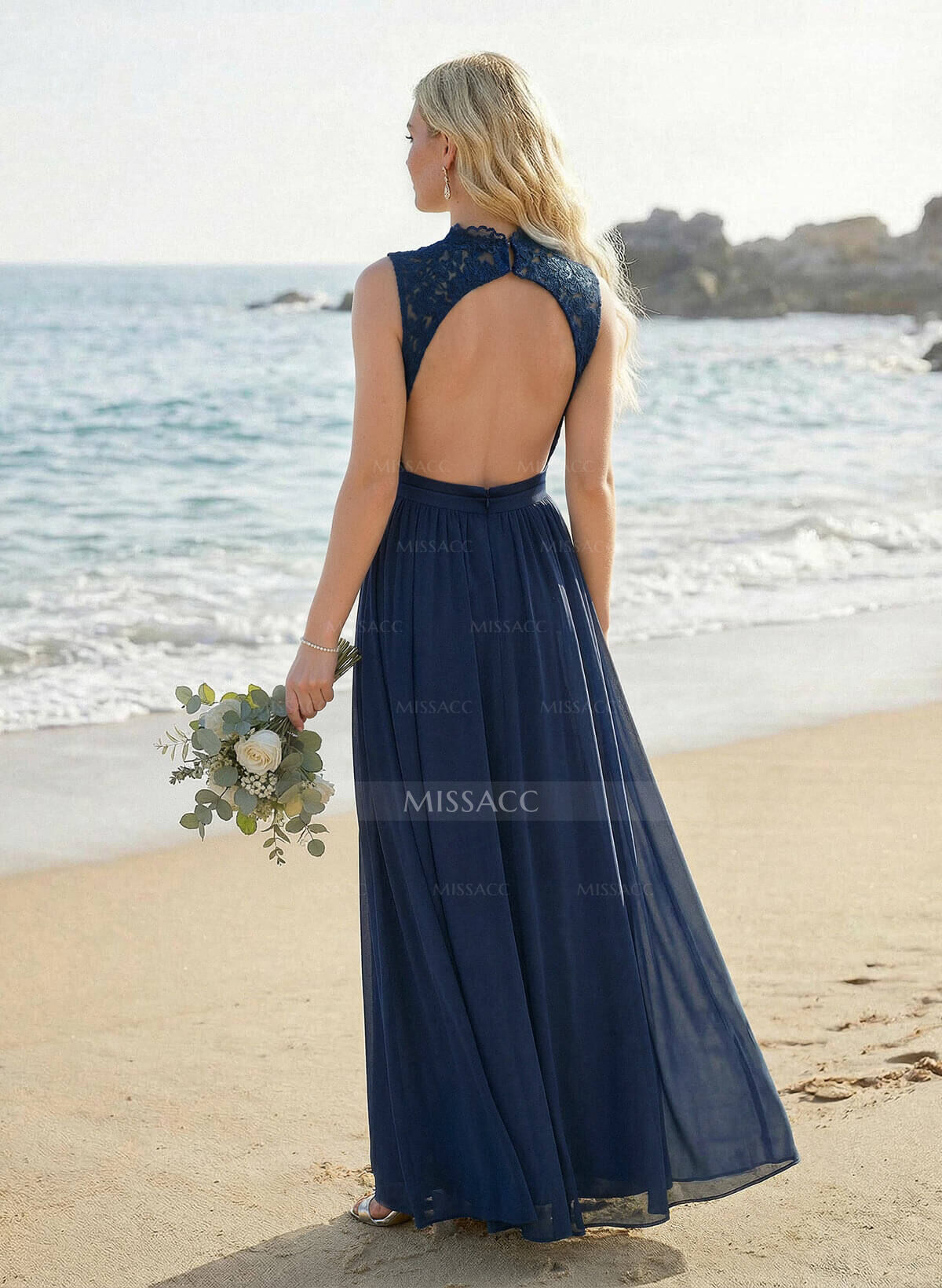 A-Line V-Neck Sleeveless Chiffon Bridesmaid Dresses With Appliques Lace