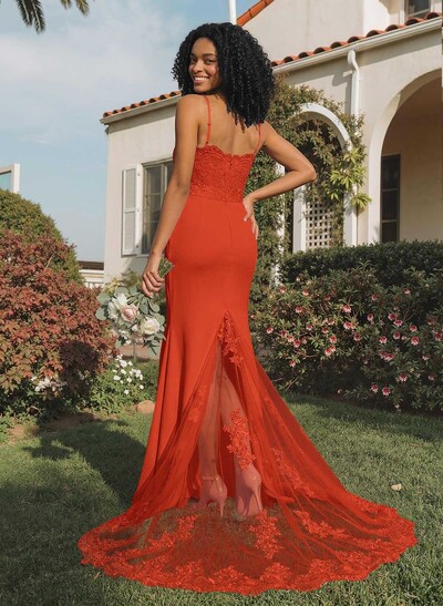 Trumpet/Mermaid Sweetheart Elastic Satin Bridesmaid Dresses With Appliques Lace