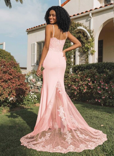 Trumpet/Mermaid Sweetheart Elastic Satin Bridesmaid Dresses With Appliques Lace
