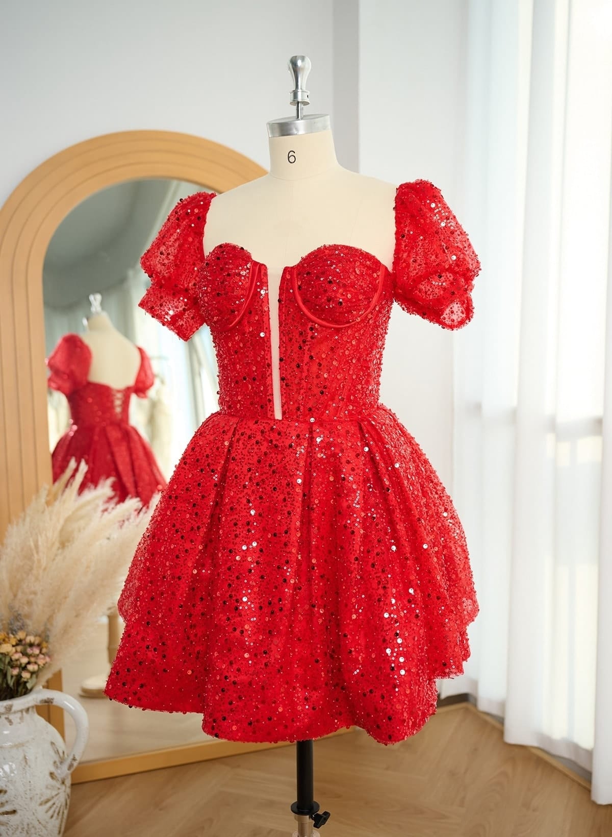 Ball-Gown Sweetheart Short/Mini Sweet Sequined Cocktail Dresses