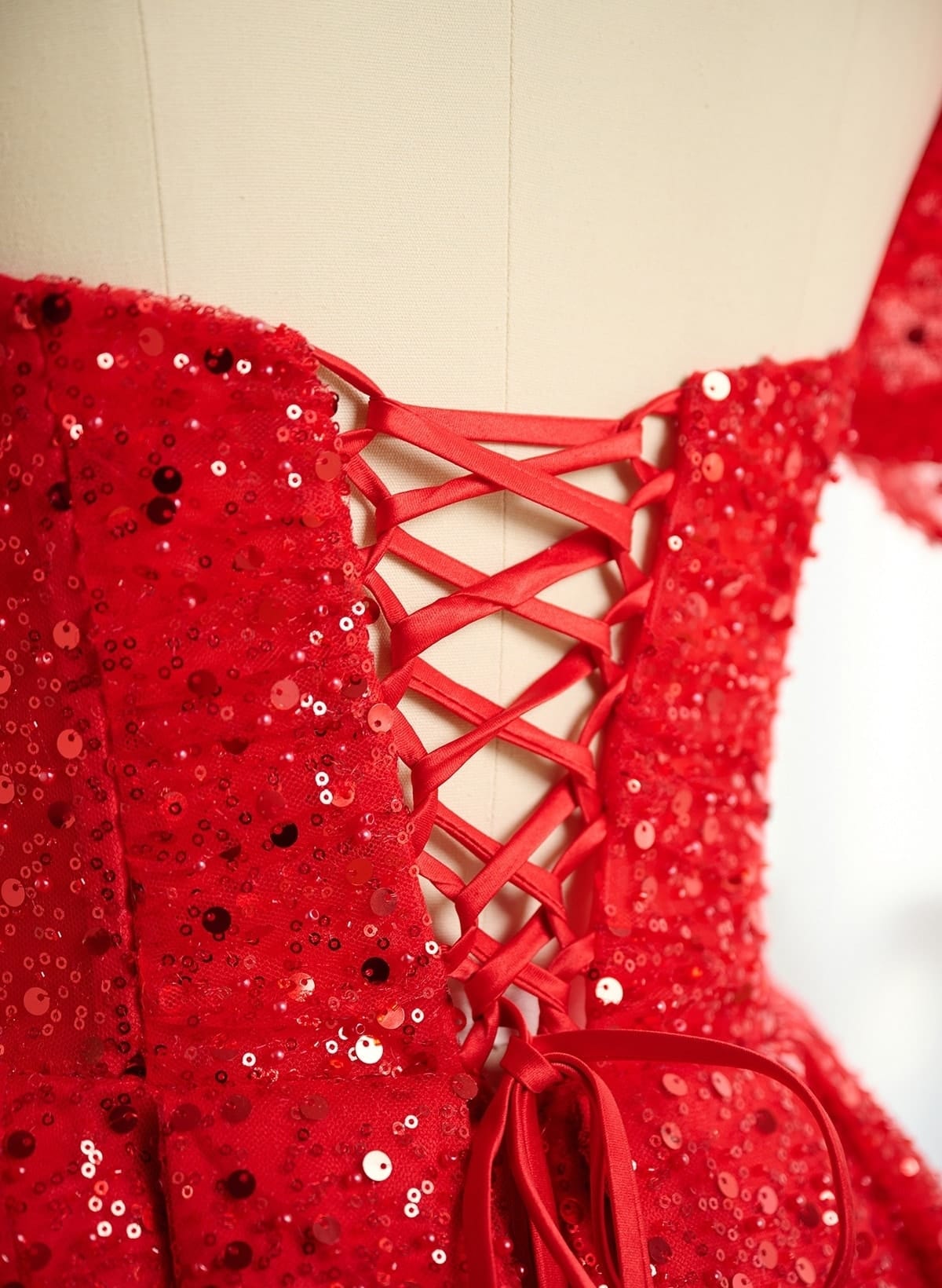 Ball-Gown Sweetheart Short/Mini Sweet Sequined Cocktail Dresses