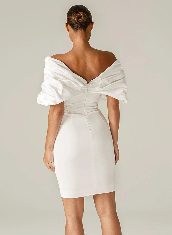Off-The-Shoulder Short Sheath/Column Red Cocktail Dresses With Satin