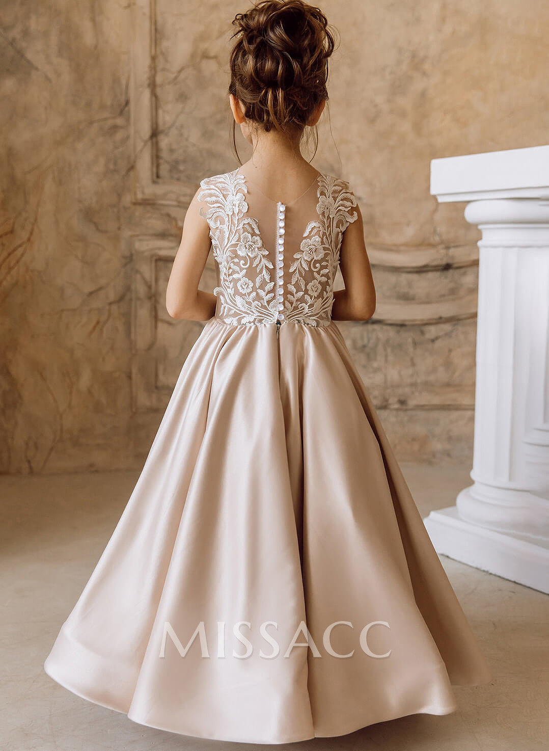 Ball-Gown/Princess Champagne Satin Lace Flower Girl Dresses