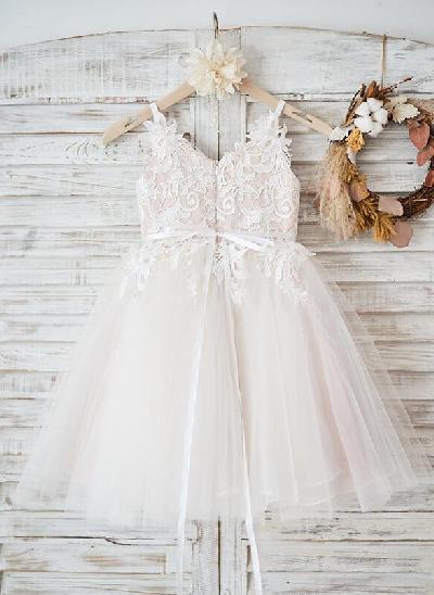 A-Line Sleeveless Tulle Flower Girl Dresses Pageant Dresses Knee-Length V-Neck Lace Sash Ivory