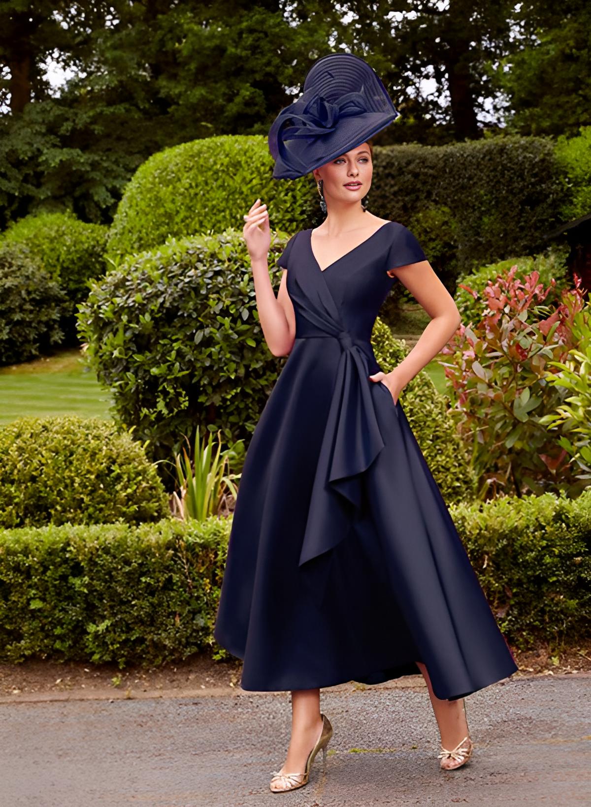 Round Neck Satin Mother of the Bride Dresses with Sleeves