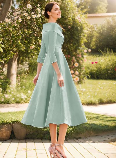 A-Line V-Neck 3/4 Sleeves Knee-Length Satin Bridesmaid Dresses