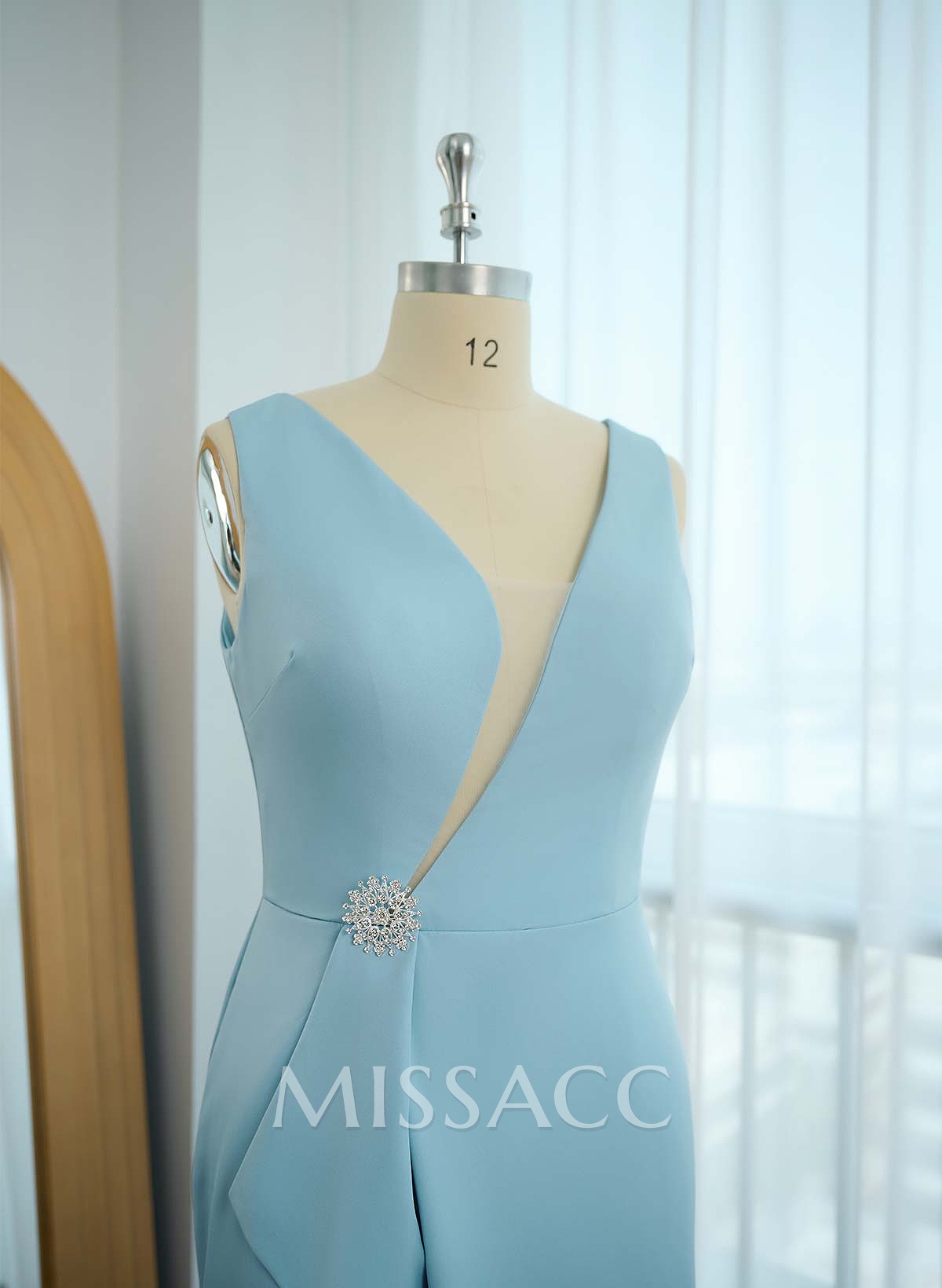 Sheath Sleeveless Floor-Length Mother Of The Bride Dresses With Split Front Sheath Sleeveless Floor-Length Mother Of The Bride Dresses With Split Front