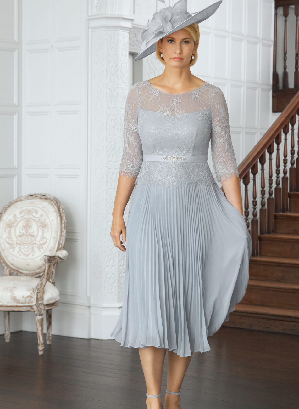Elegant Lace Pleated Sleeves Mother Of The Bride Dresses