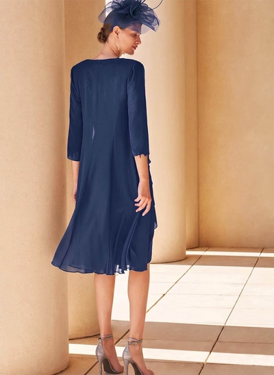 Royal Blue Lace Sheath/Column Knee-Length Mother Of The Bride Dresses