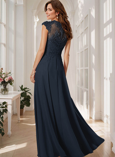 Sheath/Column Chiffon Mother Of The Bride Dresses With Appliques Lace
