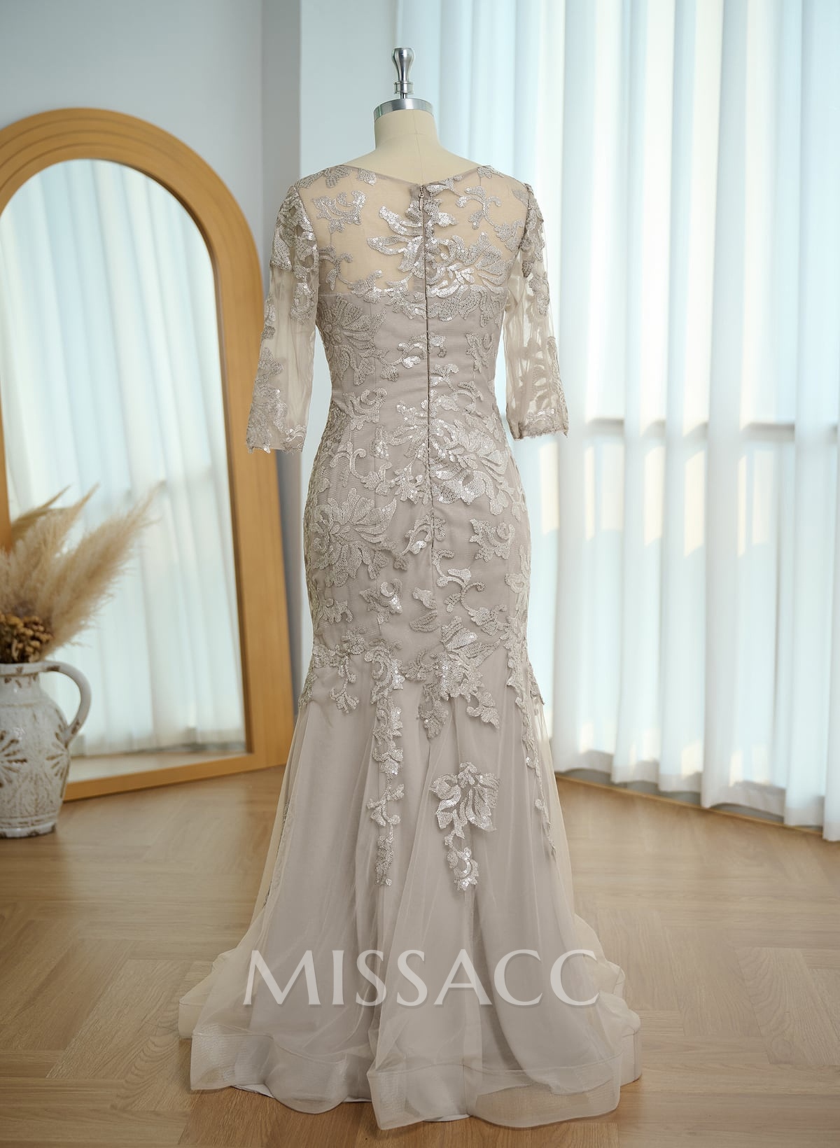 Mermaid V-Neck Lace/Tulle Mother Of The Bride Dresses With Sequins Mermaid V-Neck Lace/Tulle Mother Of The Bride Dresses With Sequins