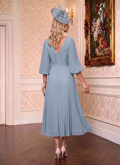 A-Line V-Neck 3/4 Sleeves Tea-Length Chiffon Mother Of The Bride Dresses With Pleated