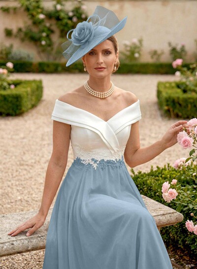 A-Line Chiffon/Satin Mother Of The Bride Dresses With Appliques Lace