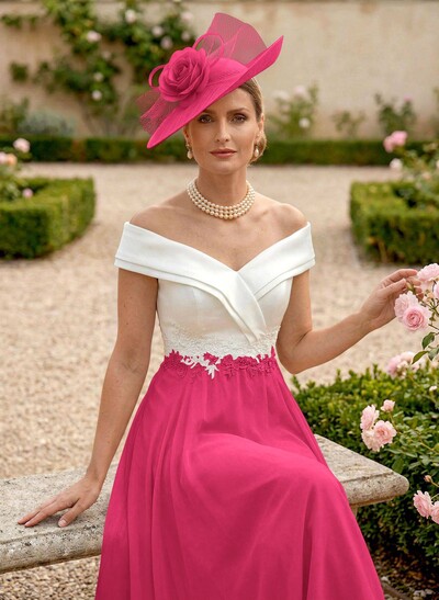 A-Line Chiffon/Satin Mother Of The Bride Dresses With Appliques Lace