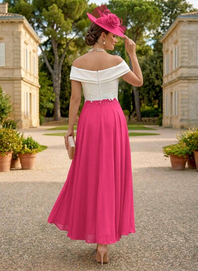 A-Line Chiffon/Satin Mother Of The Bride Dresses With Appliques Lace