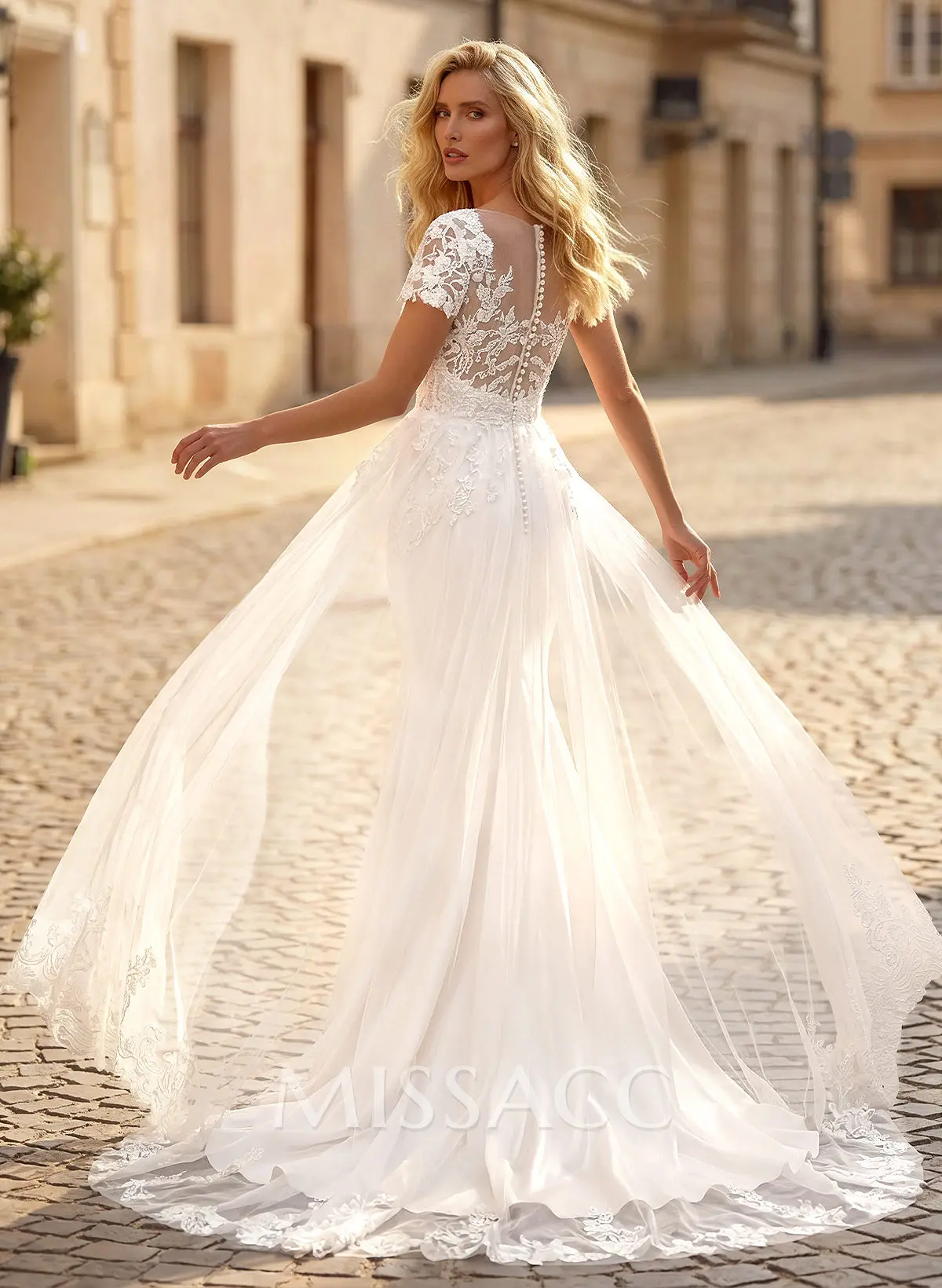 luxury lace wedding dresses Luxury Lace Chic Halter A-Line Bohemian Wedding Dress with Slit Bridal Gowns Diamond White / 16