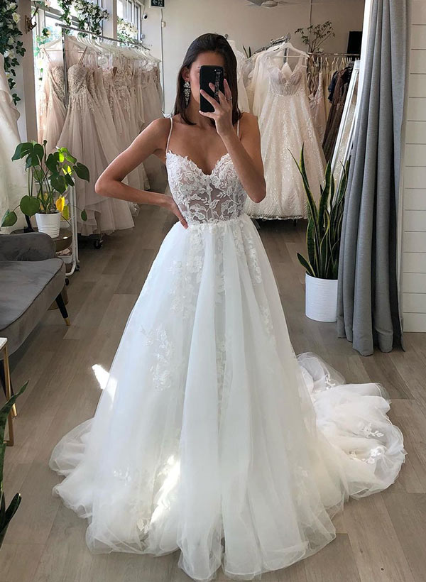 A-Line Sweetheart Sleeveless Court Train Tulle Wedding Dresses With Appliques Lace