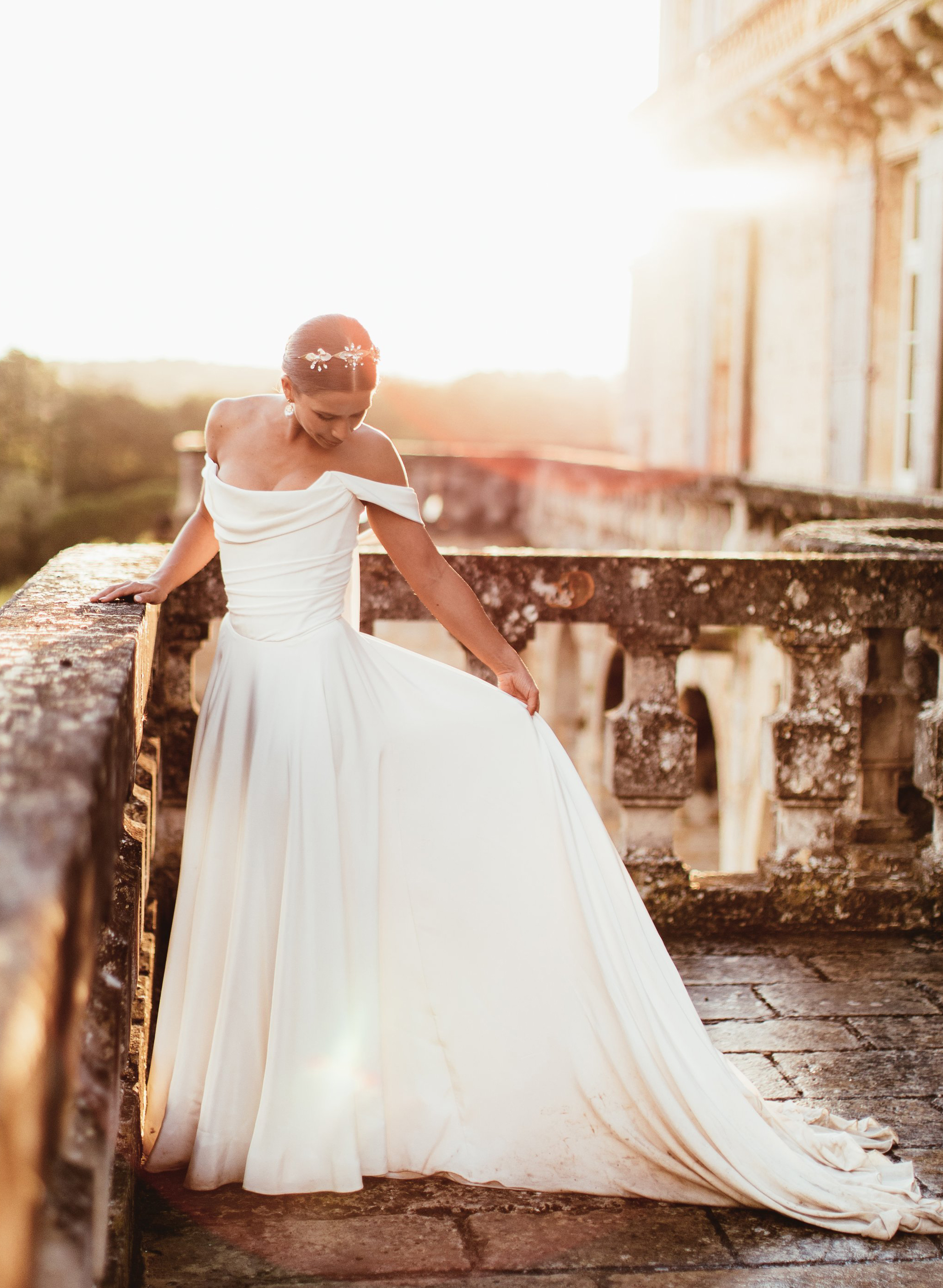 Modern Off-the-Shoulder Princess Wedding Dresses