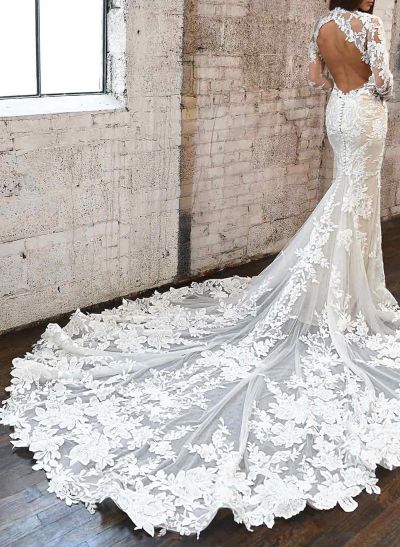 Trumpet/Mermaid Luxury High Neck Vintage Long Sleeves Lace/Tulle Wedding Dresses