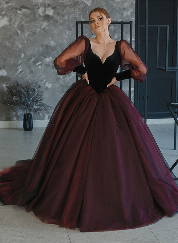 Ball-Gown V-Neck Long Sleeves Vintage Tulle/Velvet Black Red Gothic Wedding Dresses