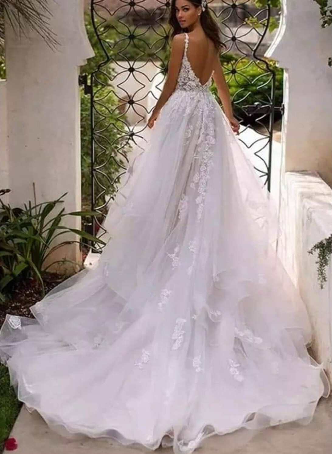 Princess Lace V-neck Backless Wedding Dresses With Cascading Ruffles