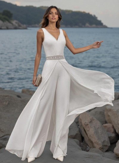 Jumpsuit/Pantsuit V-Neck Sleeveless Elegant Chiffon/Lace Wedding Dresses With Lace