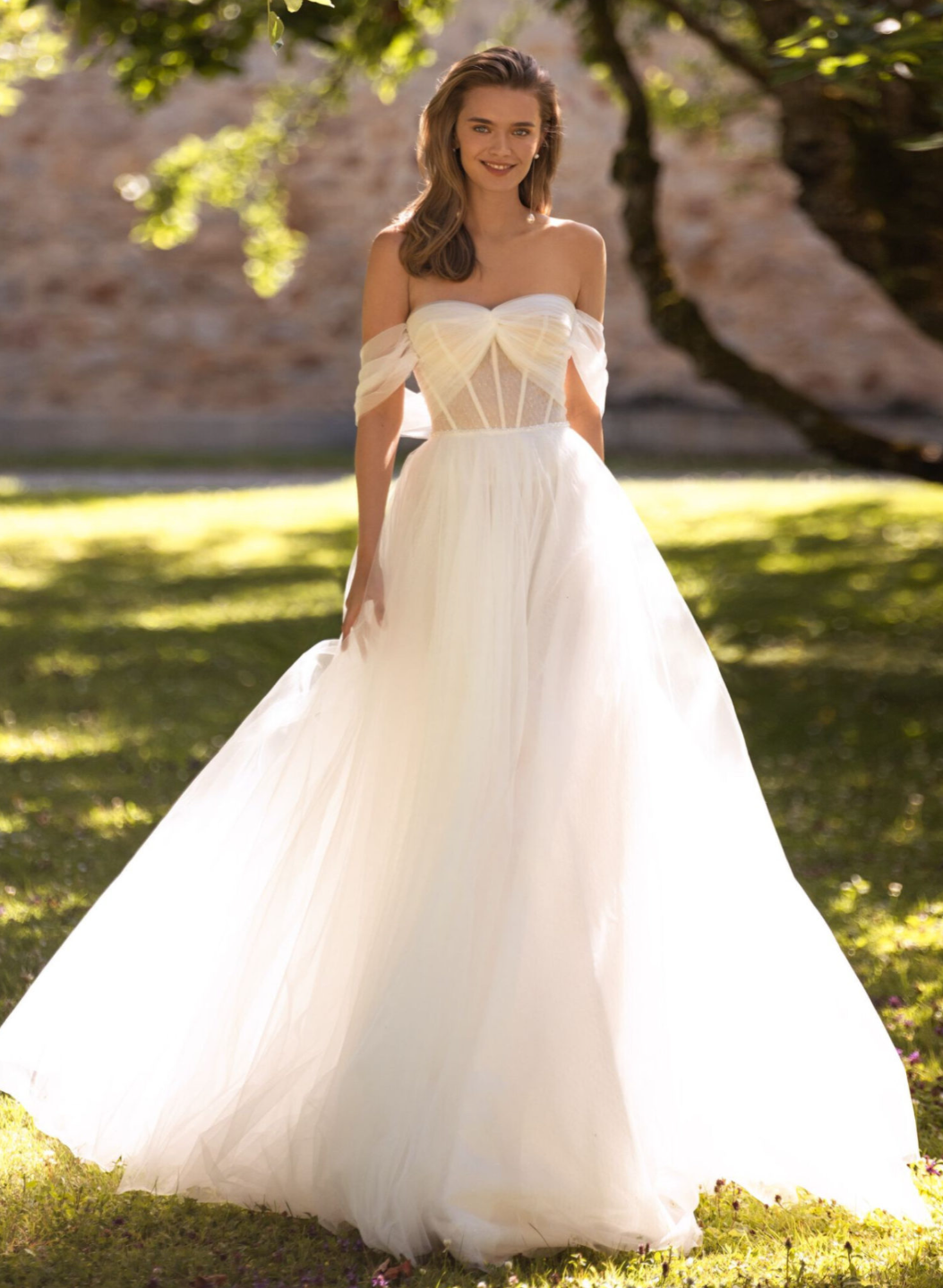 Boho Princess Off-The-Shoulder Corset Wedding Dresses With Detachable Sleeveless