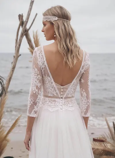 A-Line V-Neck 3/4 Sleeves Vintage Tulle Wedding Dresses With Appliques Lace