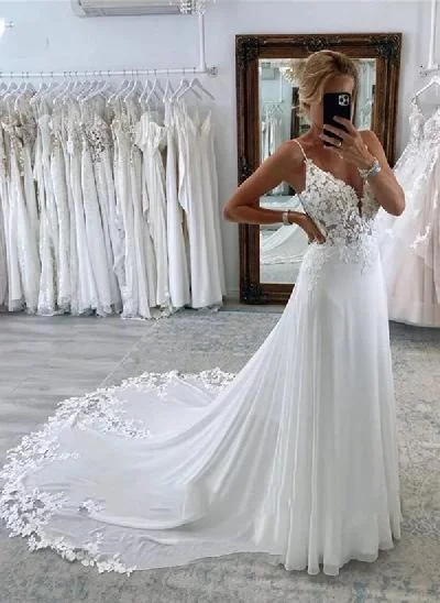 A-Line V-Neck Sleeveless Chiffon Wedding Dresses With Appliques Lace