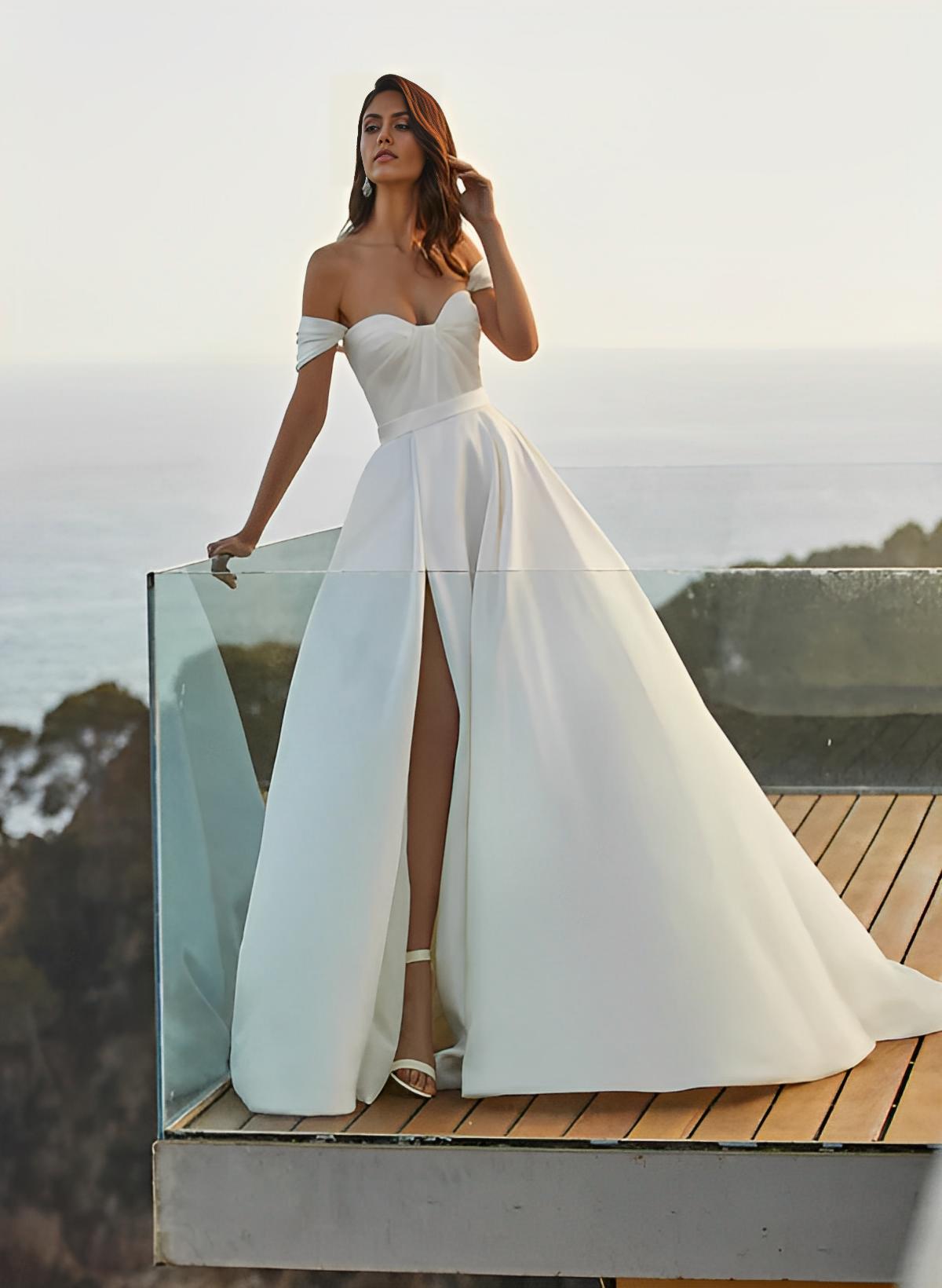 Ball-Gown Sweetheart Sleeveless Sweep Train Satin Wedding Dresses With Split Front
