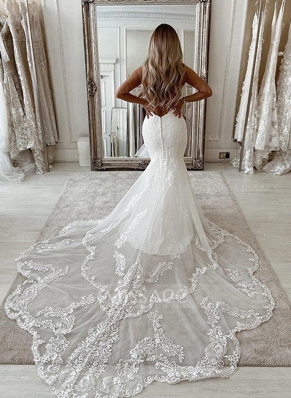 Trumpet/Mermaid Backless Scoop Neck Vintage Lace/Tulle Wedding Dresses