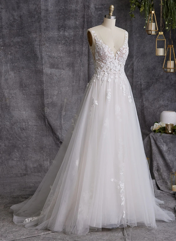 Boho A-Line V-neck Vintage Tulle Wedding Dresses With Appliques Lace