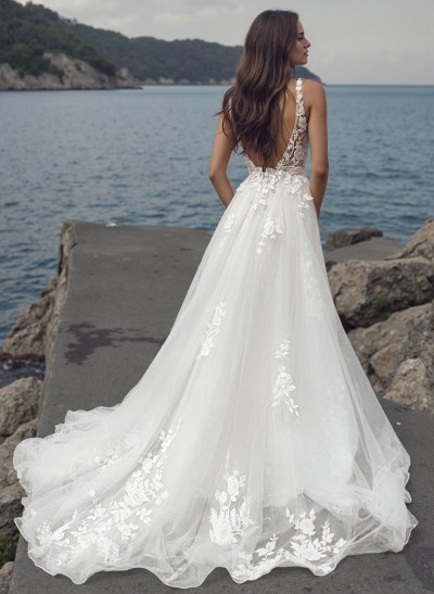 Boho A-Line V-Neck Vintage Tulle Wedding Dresses With Appliques Lace