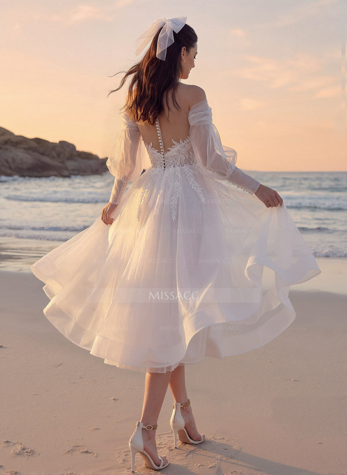 A-Line Sweetheart Long Sleeves Elegant Tulle Wedding Dresses With Appliques Lace