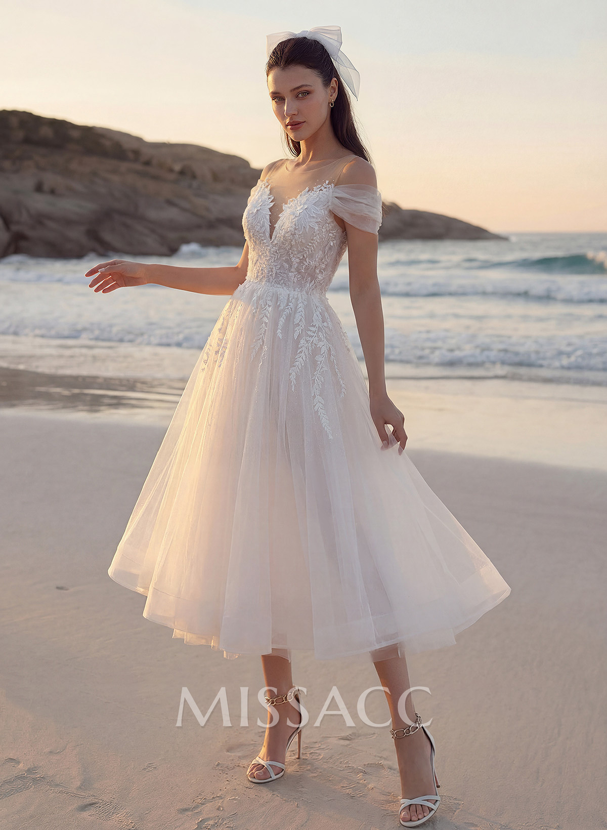 A-Line Sweetheart Long Sleeves Elegant Tulle Wedding Dresses With Appliques Lace A-Line Sweetheart Long Sleeves Elegant Tulle Wedding Dresses With Appliques Lace