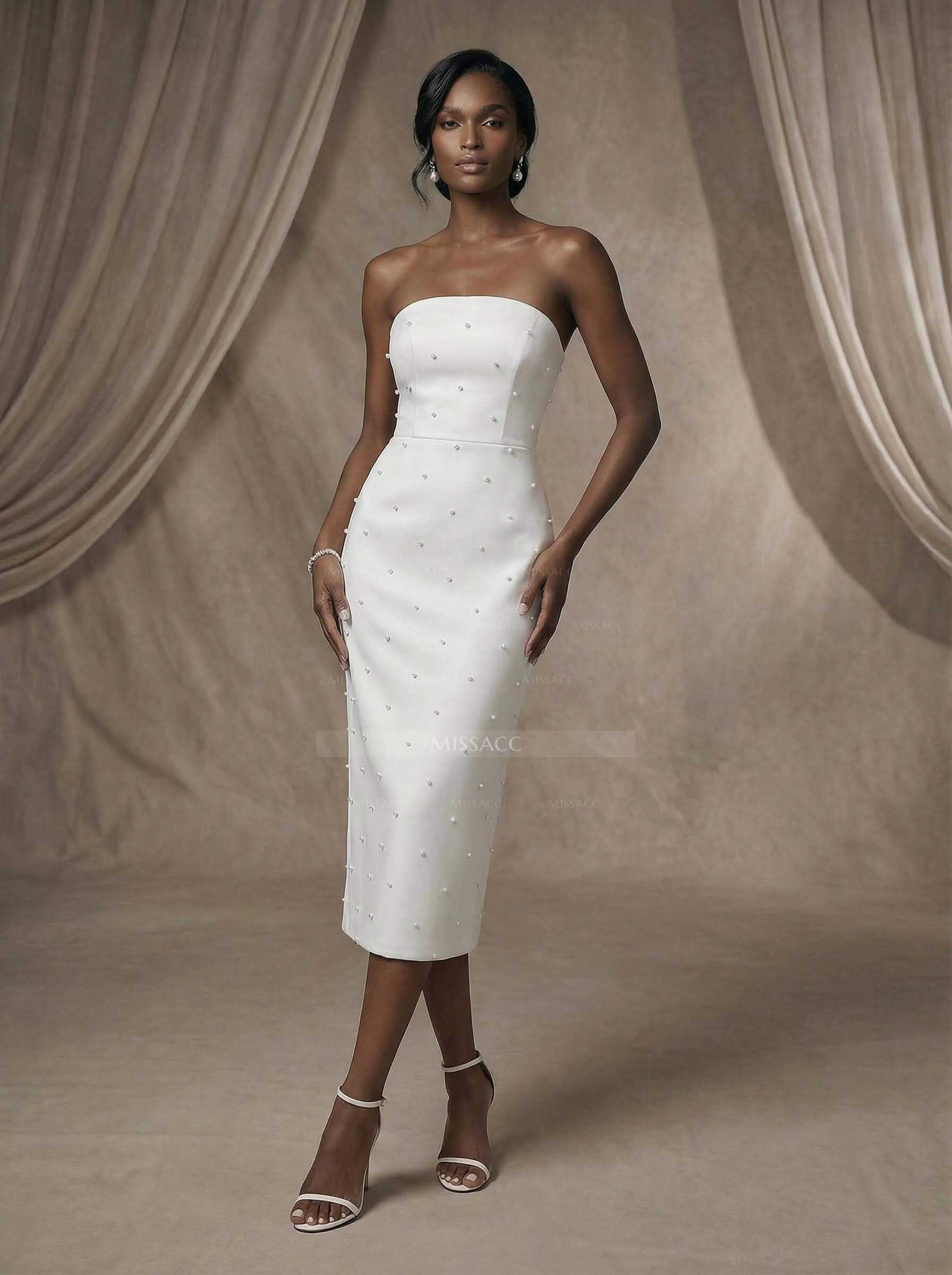 Minimalistic Beaded Strapless Bow Accented Back Wedding Dresses With Back Slit