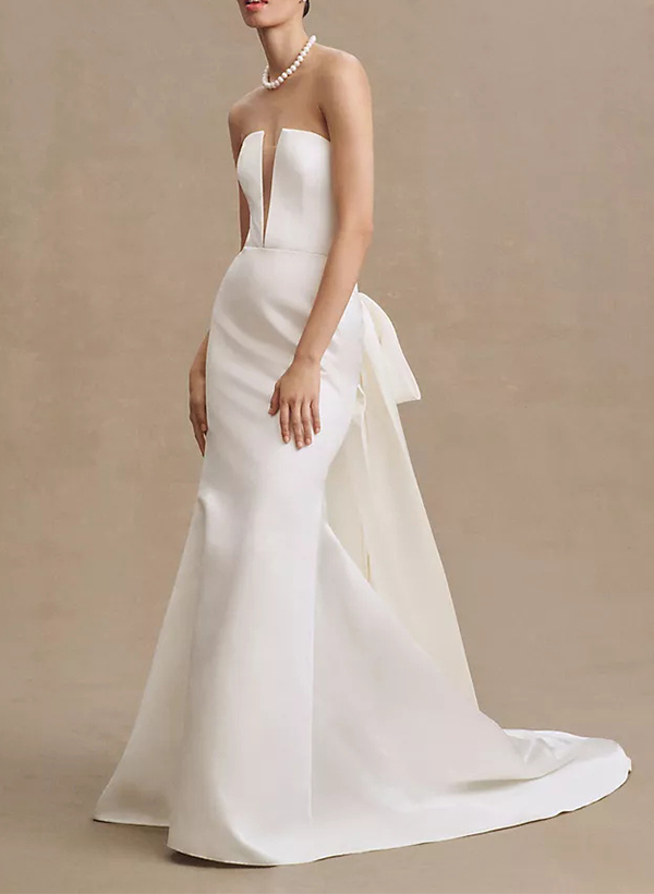 Sheath/Column Elegant Strapless Satin Wedding Dresses With Sash